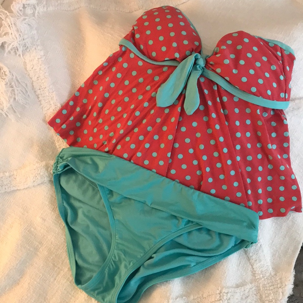 Swimsuit-Top is size M/L- Bottoms Large